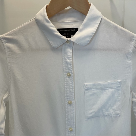 Banana Republic boyfriend fit blouse - Picture 4 of 5